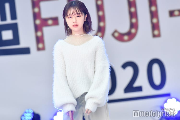 いま日本の女の子が一番なりたい顔 なえなの ふわふわニットコーデが可愛い 超 Fuji Q 超十代の秋まつり モデルプレス いま日本の女の子が一番なりたい顔 なえなの ふわふわニットコーデが可愛い 超 Fuji Q 超十代の秋まつり モデルプレス