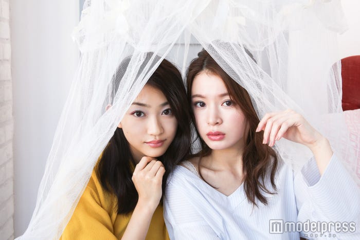 (左から)田辺かほ、ゆきら (C)モデルプレス