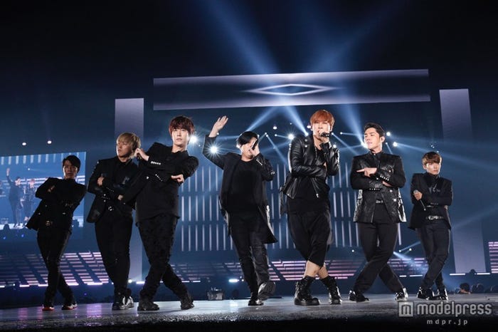 SUPER JUNIOR(ドンヘ、ソンミン、キュヒョン、シンドン、ウニョク、カンイン、リョウク)