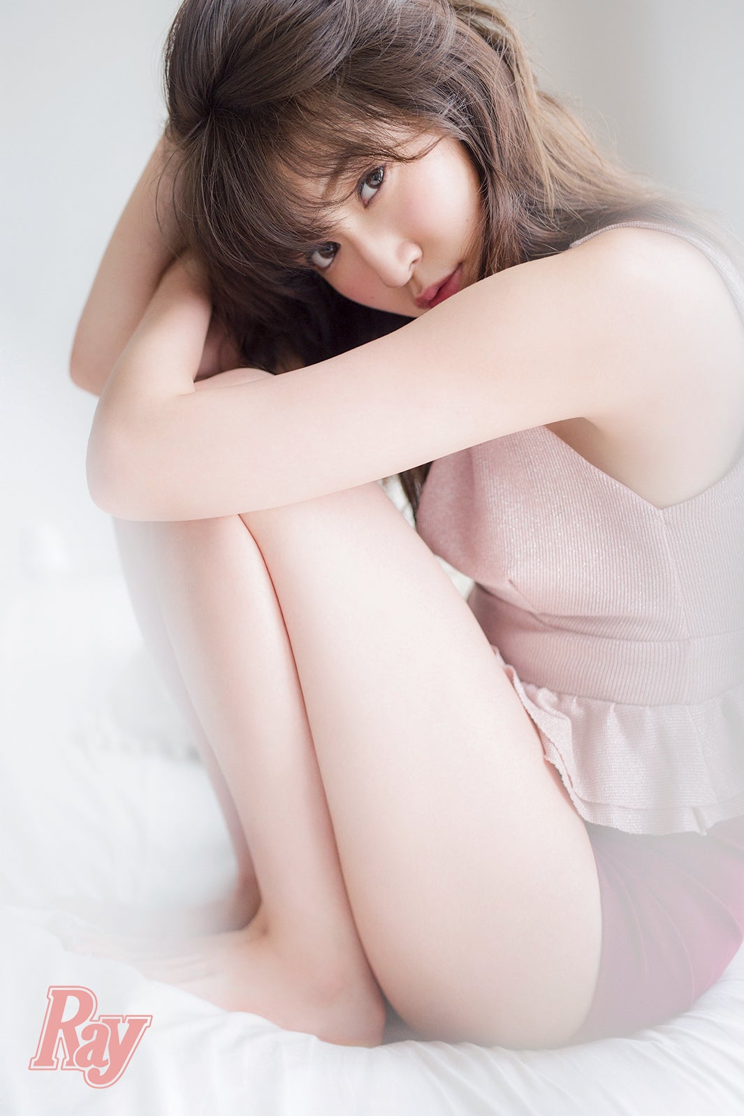 NMB48吉田朱里「Ray」11月号より（画像提供：主婦の友社）