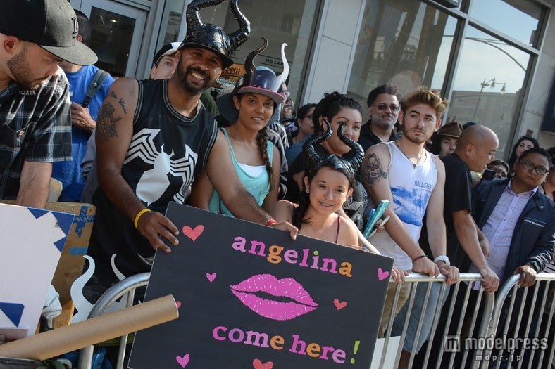 2500人のファン殺到