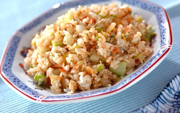 シャキシャキ食感を楽しめる、簡単に作れる「白菜チャーハン」