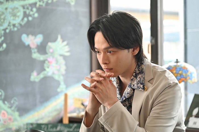 中村倫也「石子と羽男―そんなコトで訴えます?―」第1話より(C)TBS