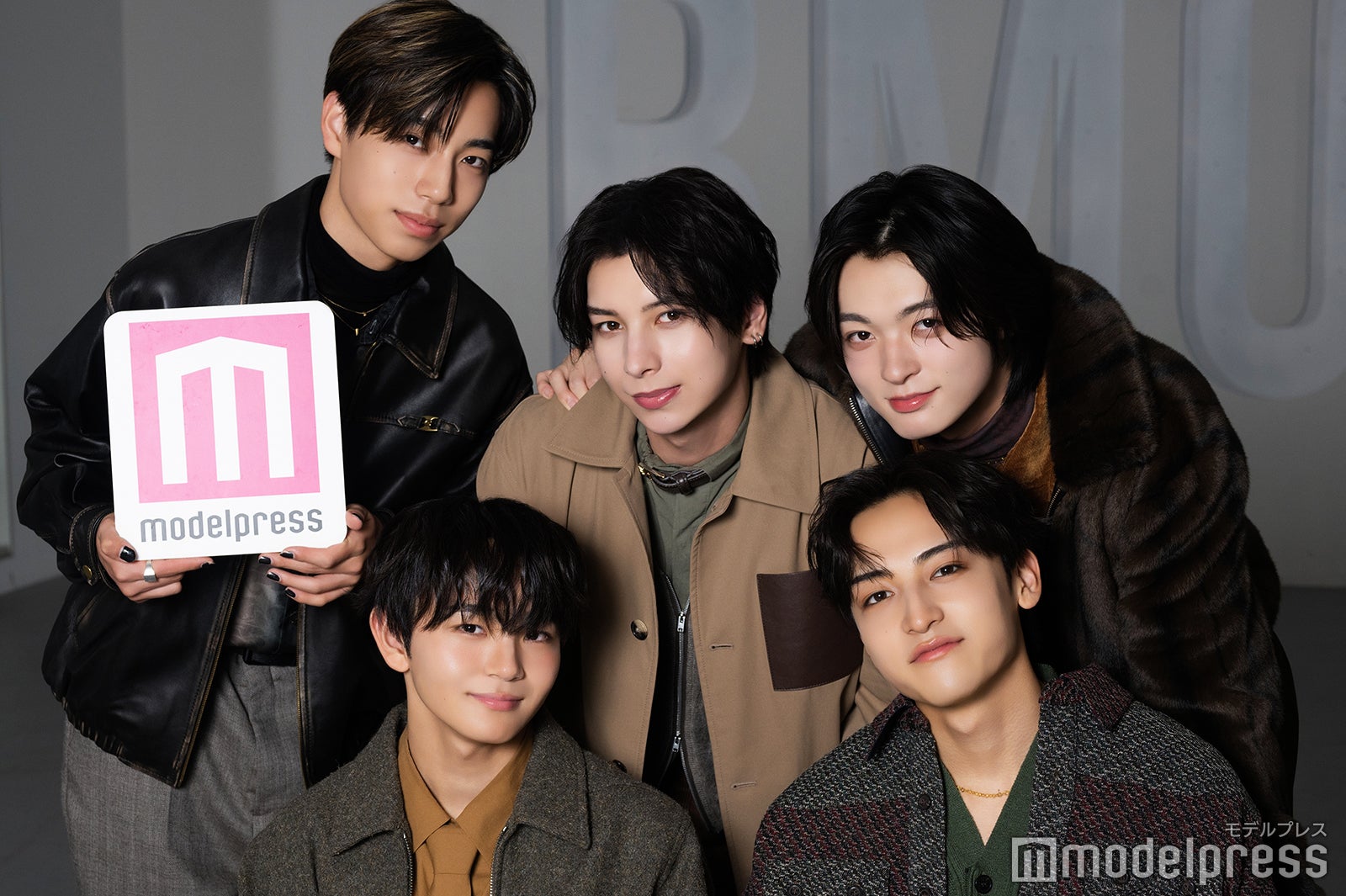 （上段左から）GOICHI（ゴイチ）、ADAM（アダム）、RUI（ルイ）（下段左から）TAIKI（タイキ）、KANON（カノン）／STARGLOW（C）モデルプレス