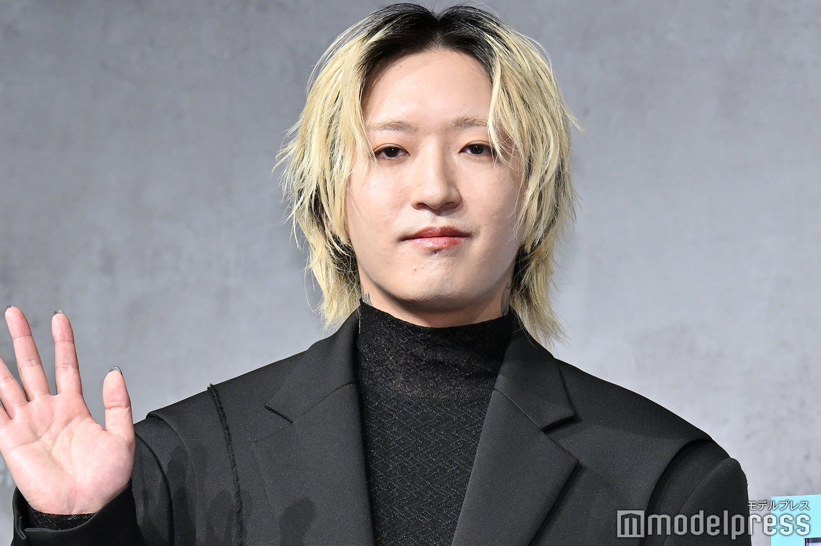 Ayase（C）モデルプレス