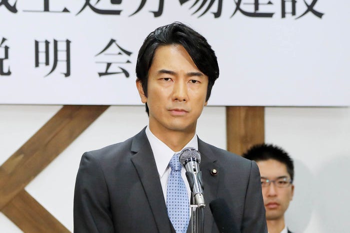 眞島秀和(C)テレビ東京