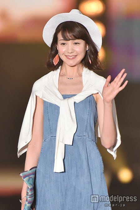 トリンドル玲奈/ファッション&音楽イベント「GirlsAward 2015 SPRING/SUMMER」より