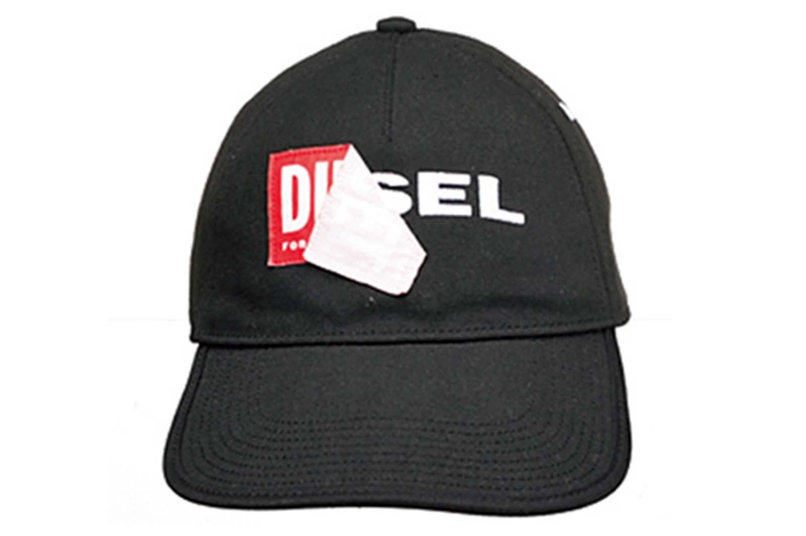ロゴキャップ￥6,800／DIESEL JAPAN（DIESEL） 