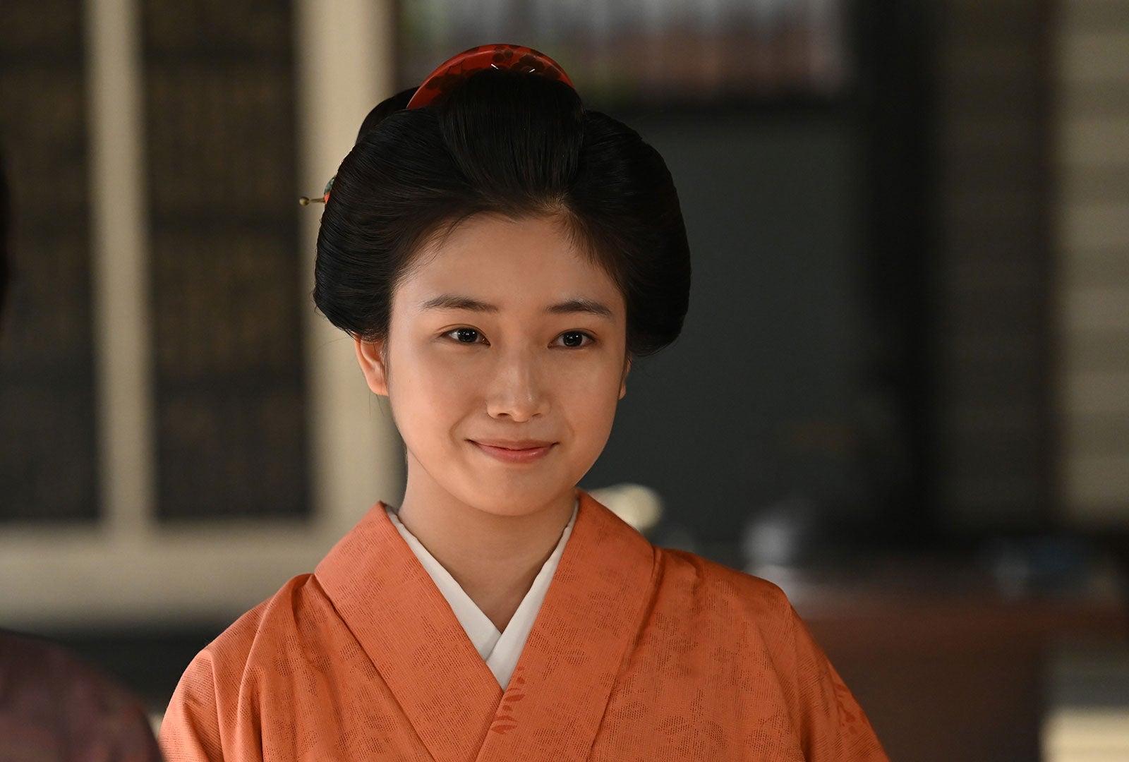 小野莉奈「青天を衝け」より（C）NHK