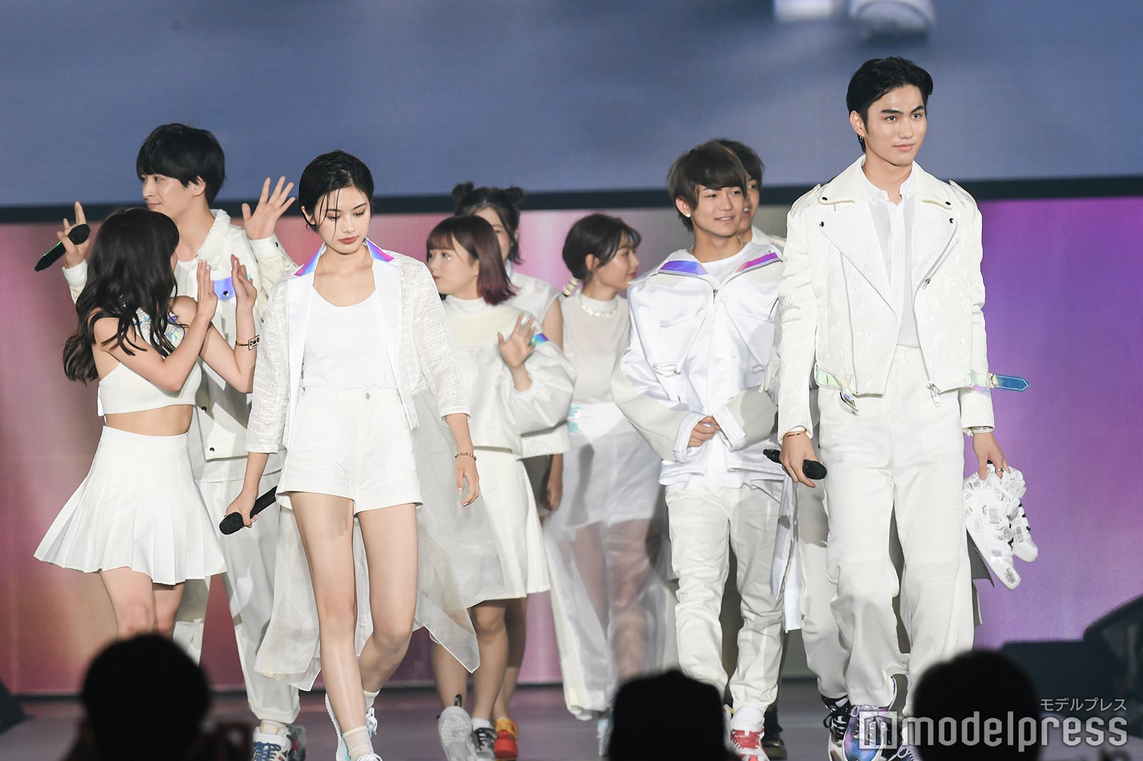 「虹とオオカミには騙されない」メンバー（C）モデルプレス