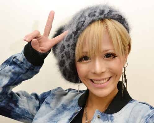 人気モデルの男装に「イケメン」「付き合ってください」の声
