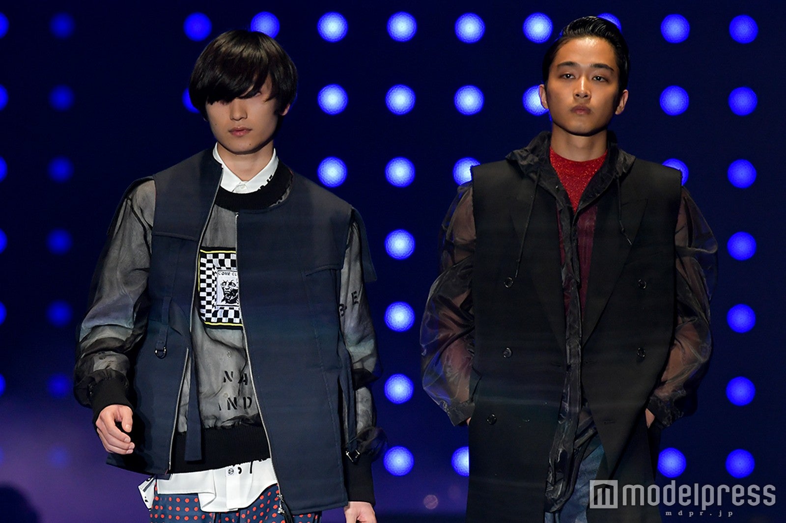 金子大地、佐藤寛太（C）モデルプレス