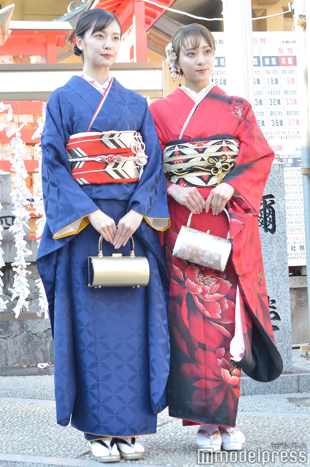 （左から）加藤小夏、安田愛里（C）モデルプレス