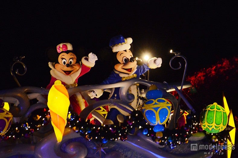 「カラー・オブ・クリスマス」ミッキー、ミニー