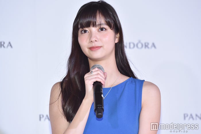新川優愛 (C)モデルプレス
