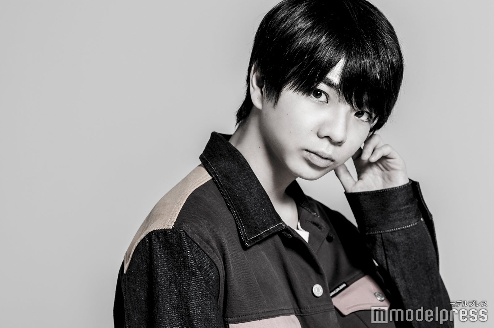 塩﨑太智（C）モデルプレス