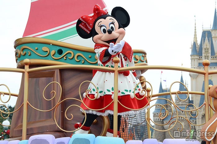 パレード「ディズニー・クリスマス・ストーリーズ」