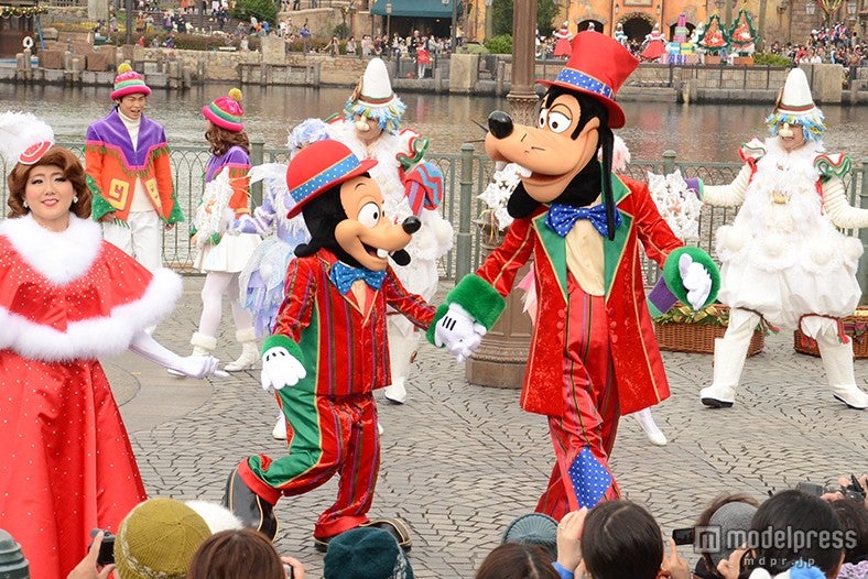 「パーフェクト・クリスマス」（左から）マックス、グーフィー