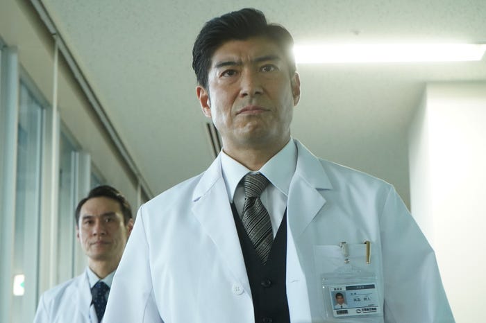 高嶋政宏/「ラジエーションハウスⅡ~放射線科の診断レポート~」第10話より(C)フジテレビ