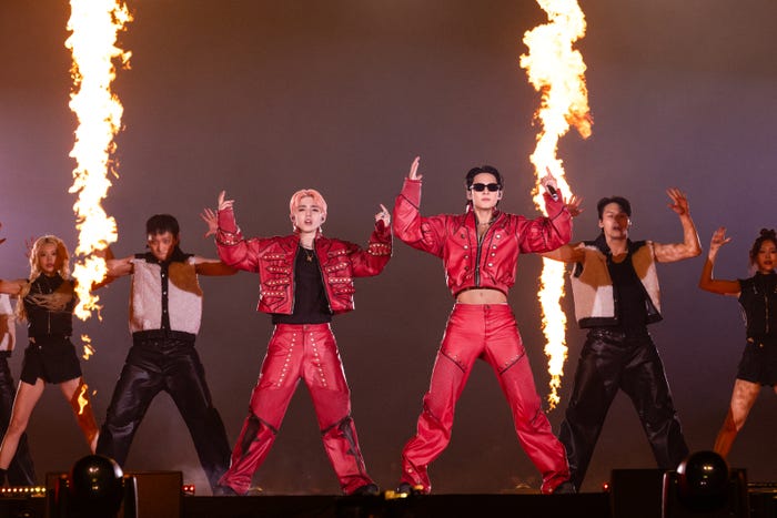 S.COUPS、MINGYU(P)&(C) PLEDIS Entertainment