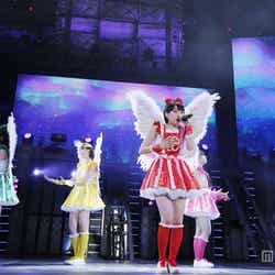 ももいろクローバーZ/photo by Hajime Kamiiisaka