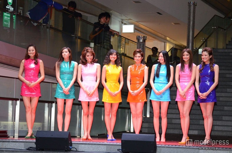 モデルガールズ