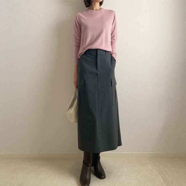 GU　カーゴナローロングスカートQ　ピンクニット　コーデ