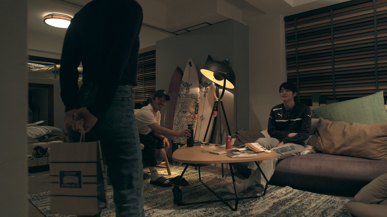 ビビ、玲生、志遠「TERRACE HOUSE TOKYO 2019-2020」40th WEEK（C）フジテレビ／イースト・エンタテインメント