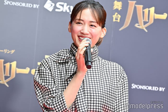 綾瀬はるか (C)モデルプレス