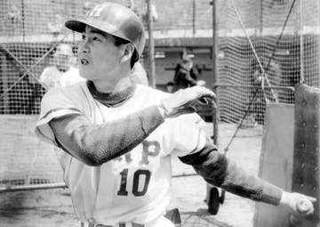 巨人戦でよく打っていた興津立雄さん 古葉さん、山本浩二も登録名を変えていたね カープOB安仁屋宗八氏が振り返る昭和プロ野球
