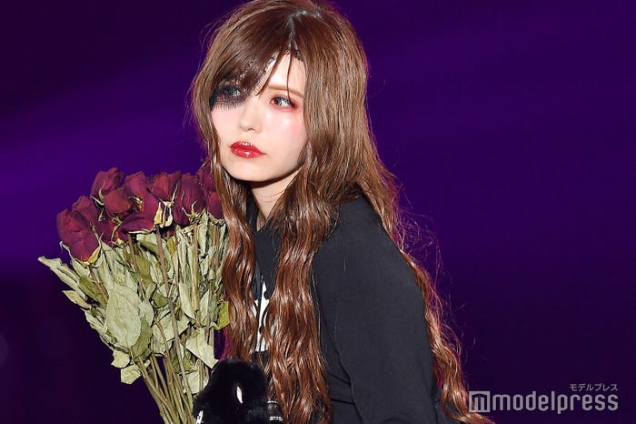 益若つばさ(C)モデルプレス