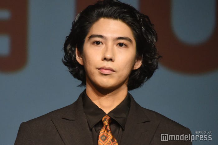 賀来賢人(C)モデルプレス