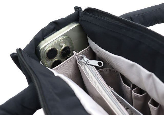 ブリルミー 仕切りバッグ 整理整頓 宝島社 ムック本 付録 スマホポケット