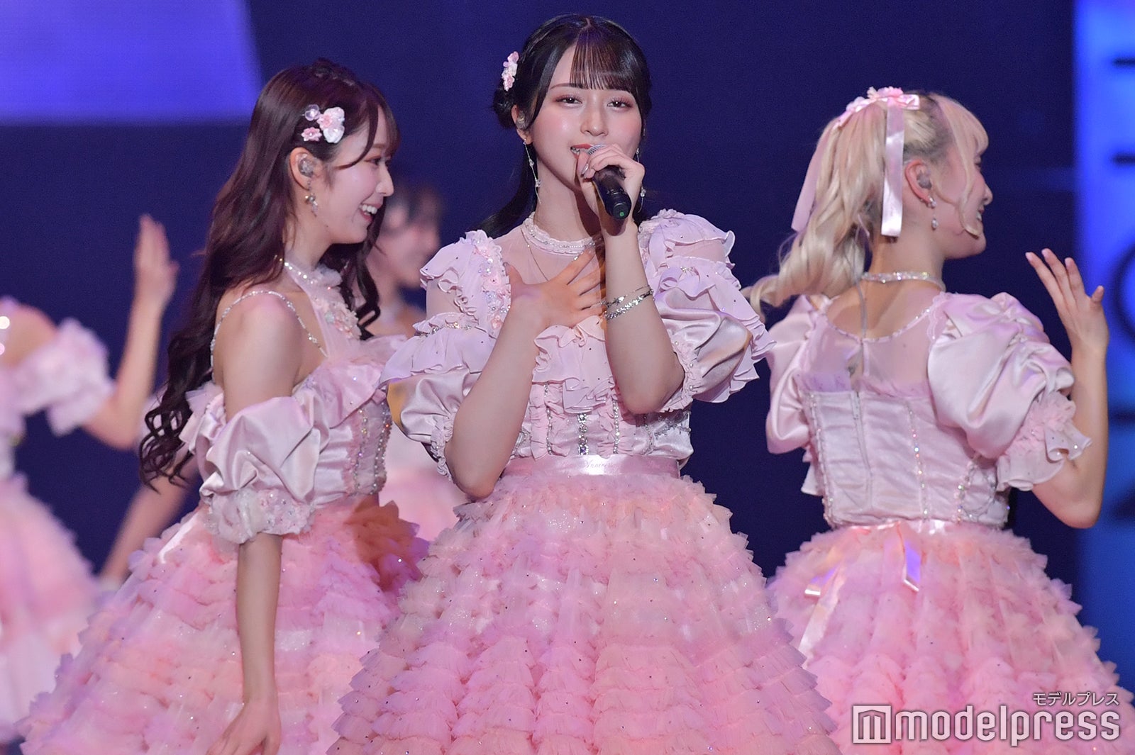 ＝LOVE（C）モデルプレス