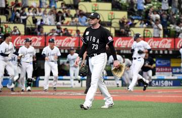 ロッテ・サブロー監督「僕の判断ミス、選手には申し訳ない」九回追いつかれ逆転負け リーグ最速10敗目喫す