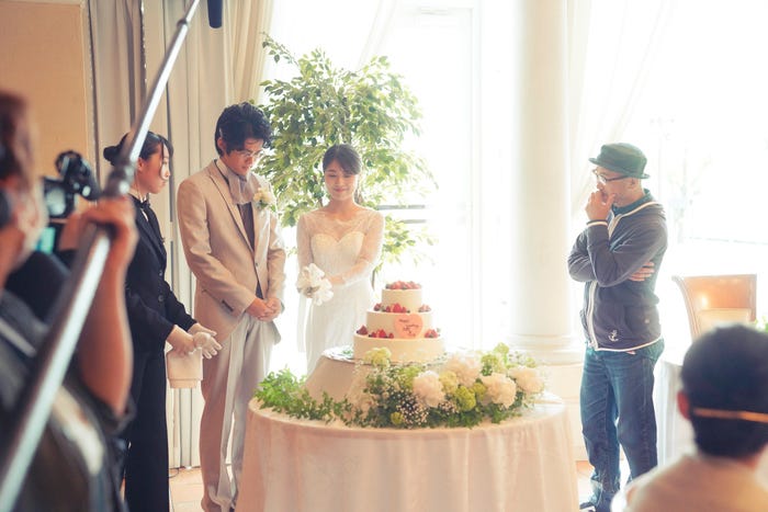 鈴鹿央士、有村架純ら(C)2025「花まんま」製作委員会