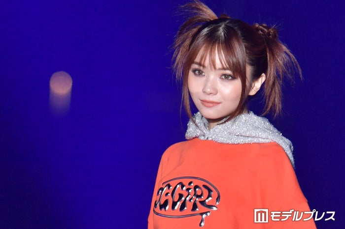 “ばんばんざい・ぎしの妻”桜井美悠、息子とピンクコーデでお花見「美人親子」「そっくり」