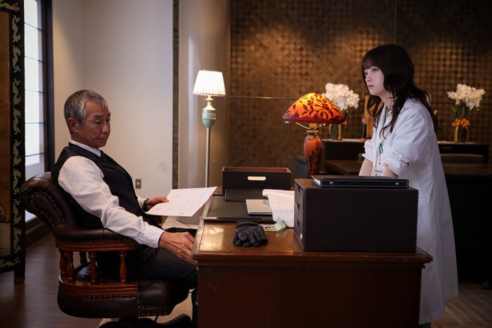 柳葉敏郎、橋本環奈「天久鷹央の推理カルテ」最終話(C)テレビ朝日