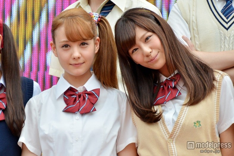 （左より）トリンドル玲奈、西内まりや