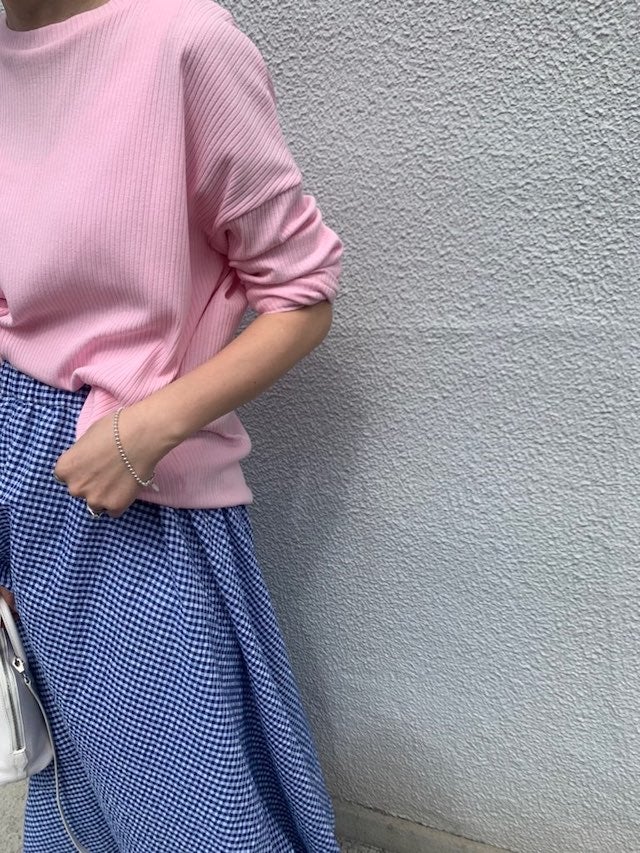 実はガーリーすぎずに着こなせた チャレンジしたい 大人カジュアルなピンクコーデ モデルプレス