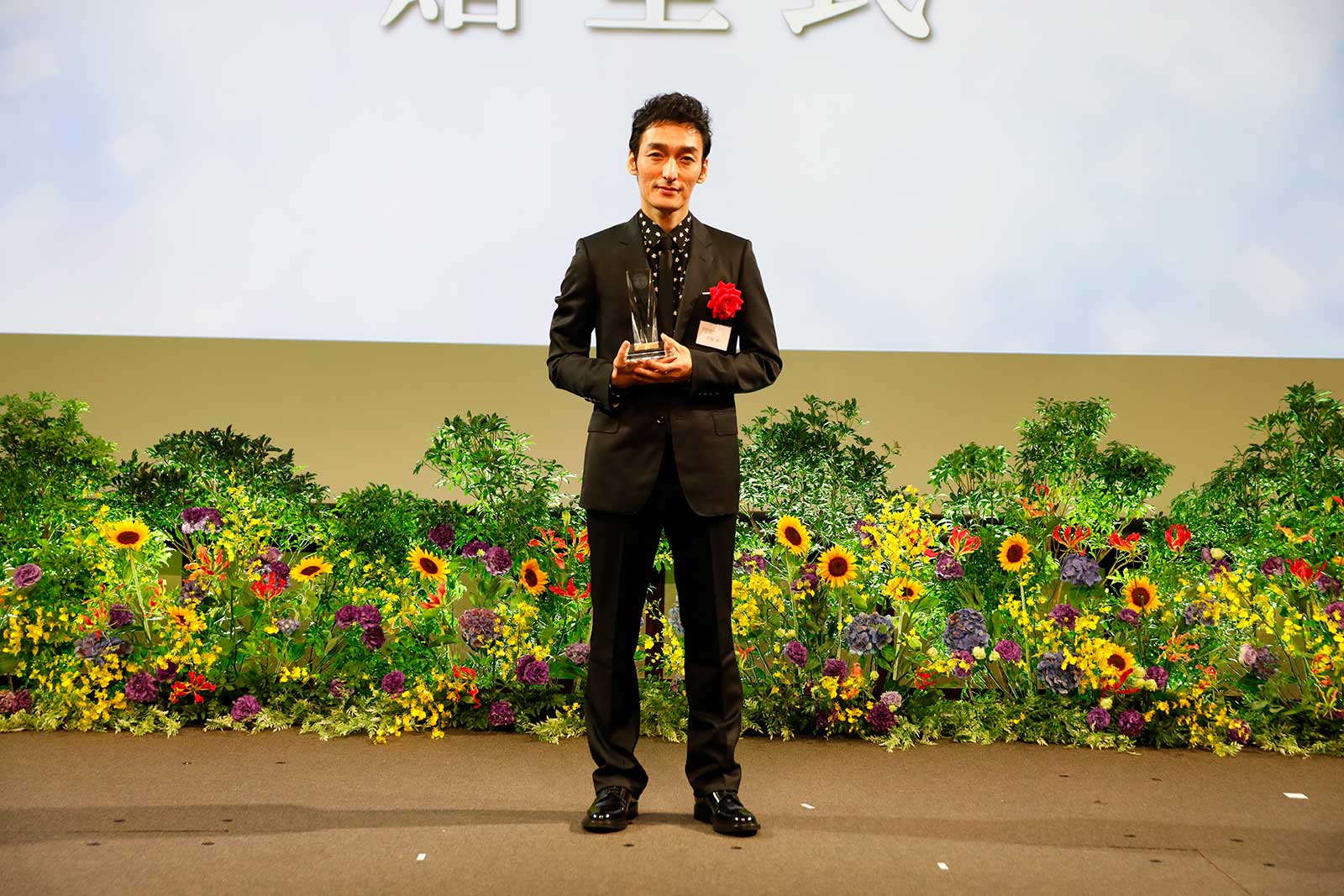 草なぎ剛（提供写真）