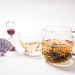 ナナの飲めば高級感あふれるジャスミン茶¥780(C)Universal Studios TM&(C)Universal Studios