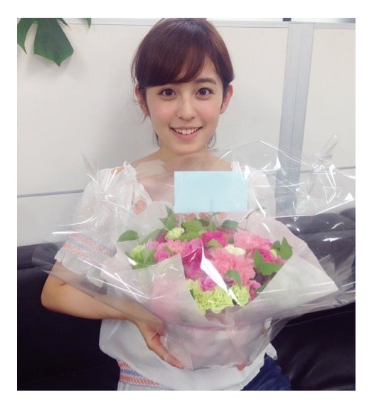2015年ブレイク候補の美女・久慈暁子、祝福続きの誕生日に感謝「伝えきれないくらい幸せ」