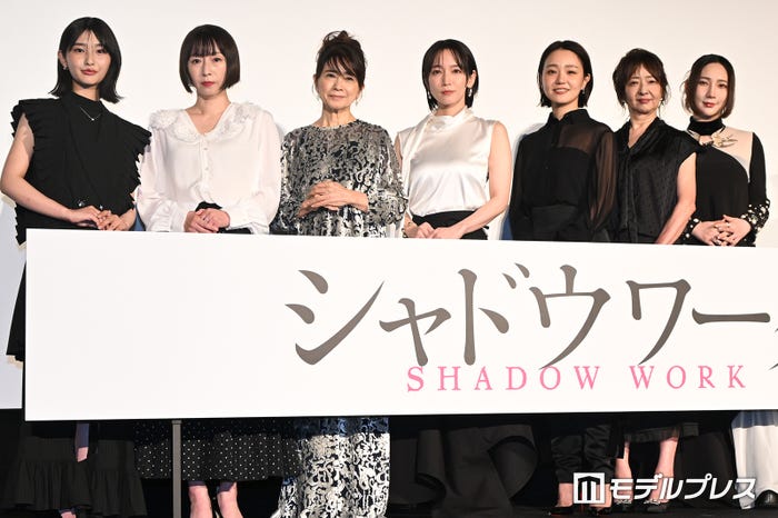 佐月絵美、酒井若菜、風吹ジュン、吉岡里帆、奈緒、美保純、ファーストサマーウイカ(C)モデルプレス