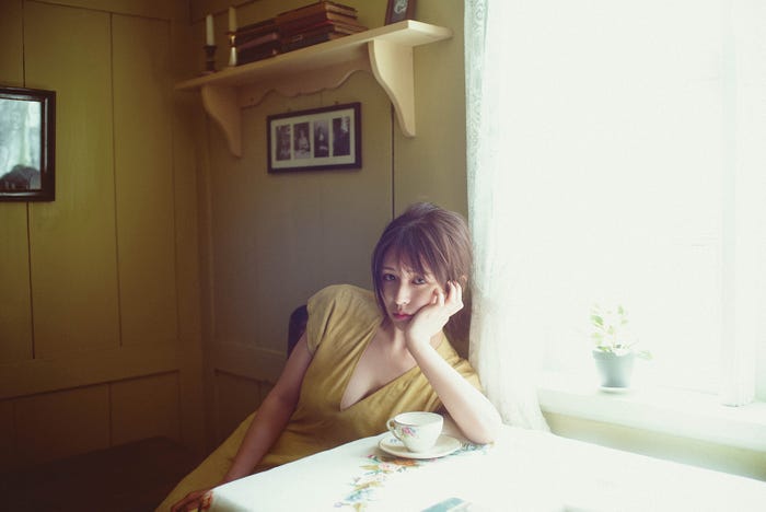 長濱ねる/撮影:高橋ヨーコ(講談社)