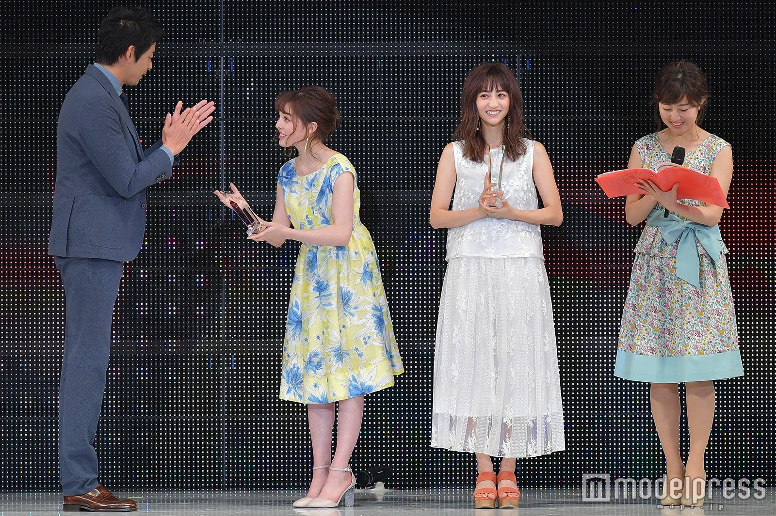 （中央）加藤ナナ、堀田茜 （C）モデルプレス