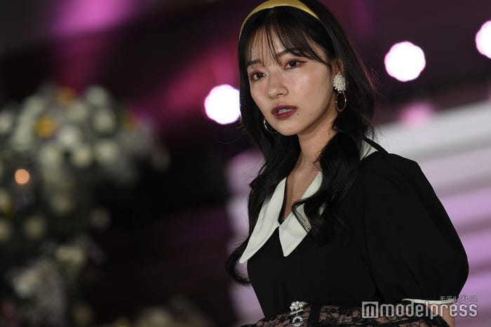 村瀬紗英 大人可愛い黒コーデで サツコレ 初ランウェイ 札幌コレクション21 モデルプレス 村瀬紗英 大人可愛い黒コーデで サツコレ 初ランウェイ 札幌コレクション21 モデルプレス
