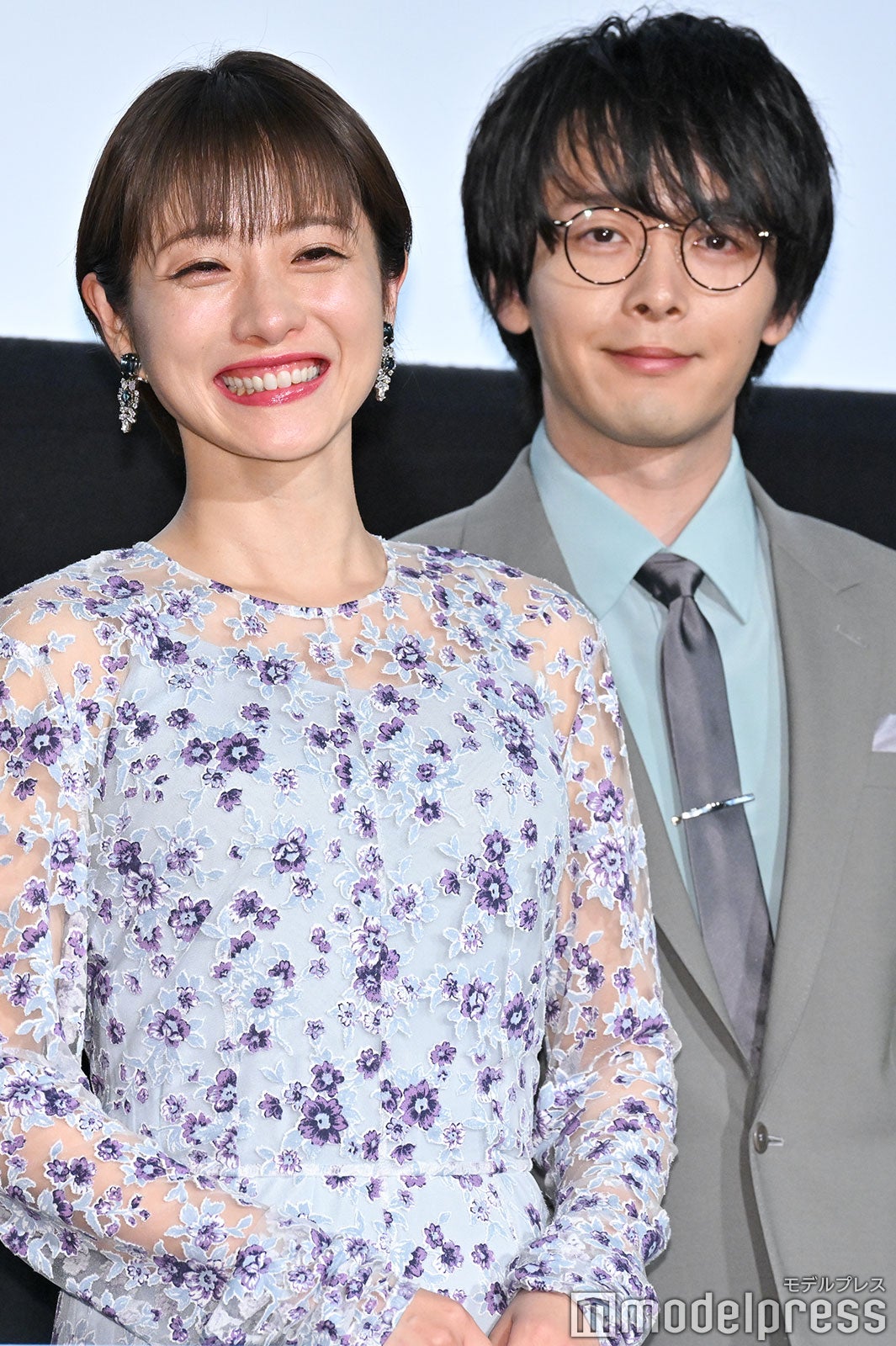 石原さとみ、中村倫也（C）モデルプレス