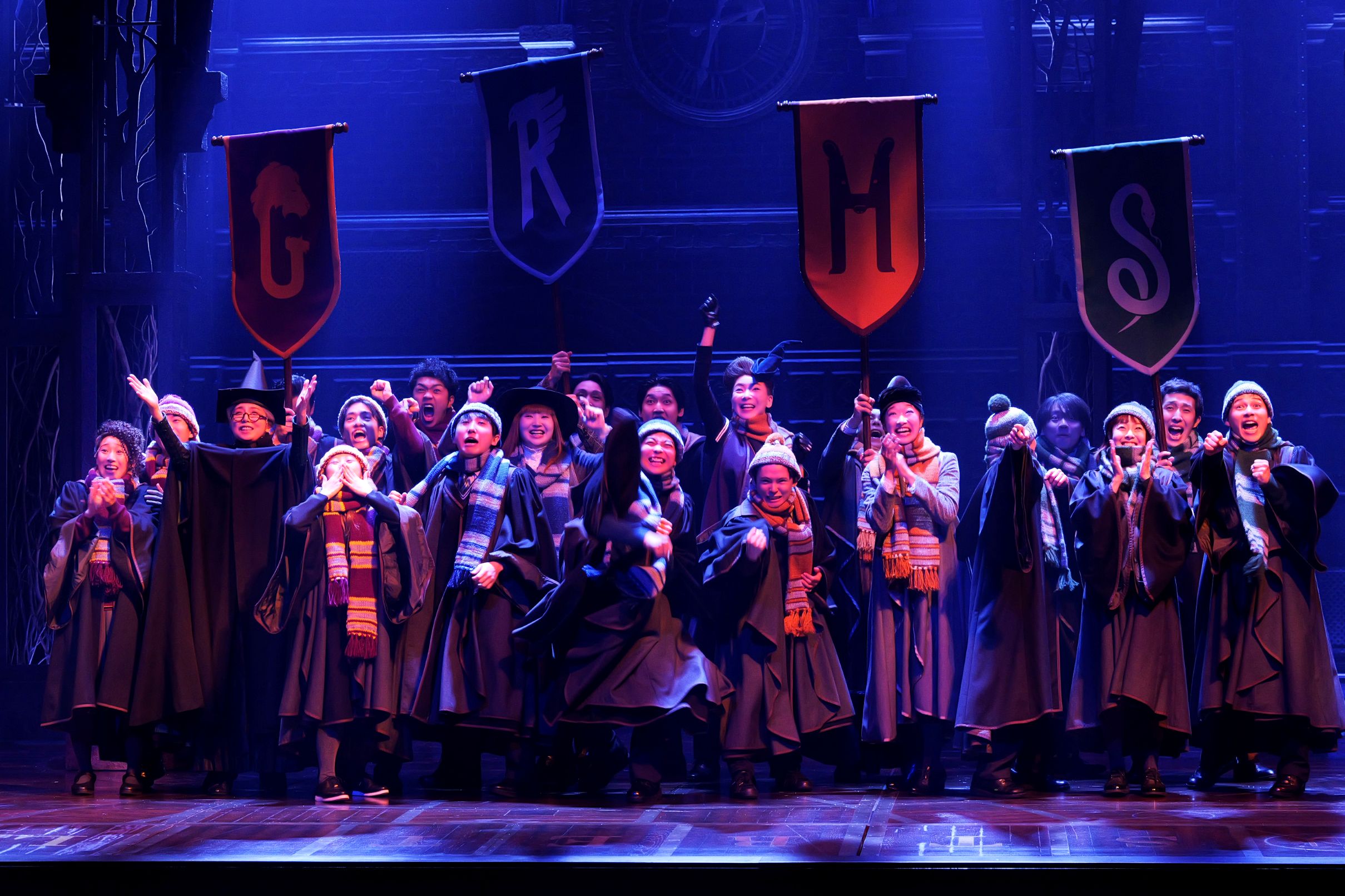 舞台「ハリー・ポッターと呪いの子」より（C）TBS／ホリプロ／（C）渡部孝弘