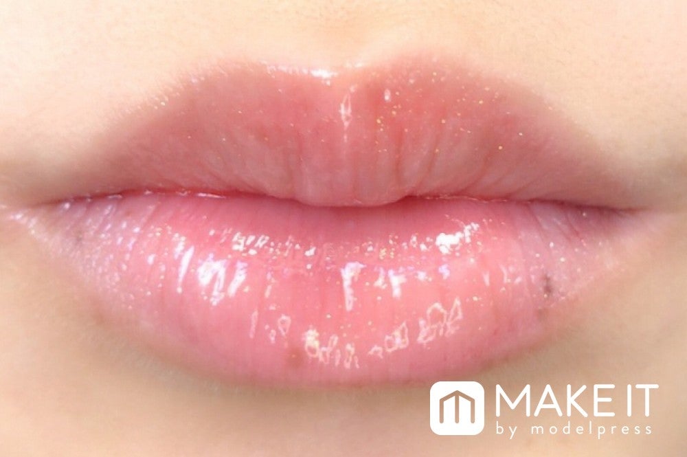 KATE／カラーエナメルグロス／OR-1 使用 (C)メイクイット